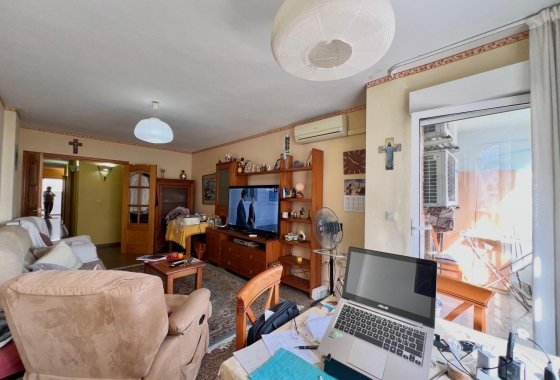 Herverkoop - Appartement / flat - Torrevieja - Puerto Deportivo