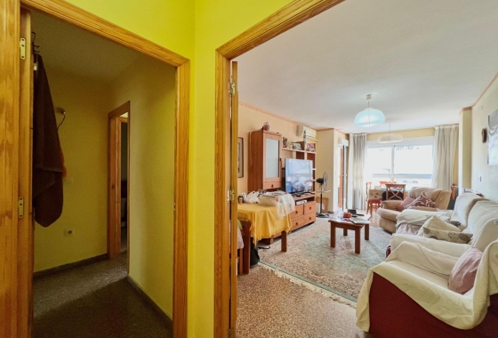Herverkoop - Appartement / flat - Torrevieja - Puerto Deportivo
