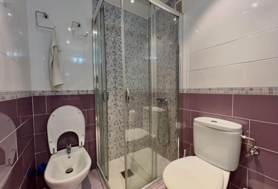 Herverkoop - Appartement / flat - Torrevieja - Puerto Deportivo