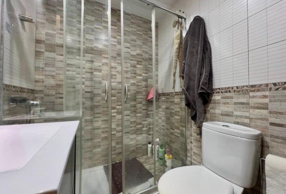 Herverkoop - Appartement / flat - Torrevieja - Puerto Deportivo