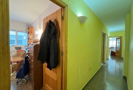 Herverkoop - Appartement / flat - Torrevieja - Puerto Deportivo