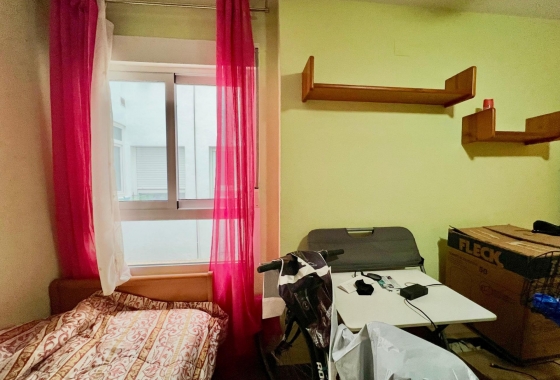 Herverkoop - Appartement / flat - Torrevieja - Puerto Deportivo