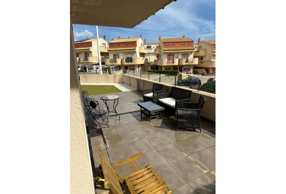 Herverkoop - Bungalow - Orihuela Costa - La Zenia