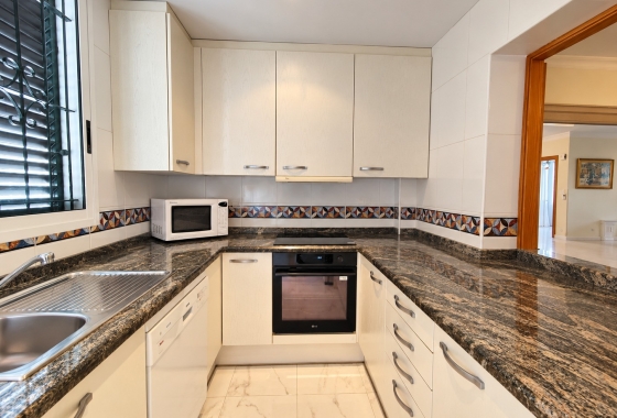 Herverkoop - Herenhuis - Torrevieja - Costa Blanca