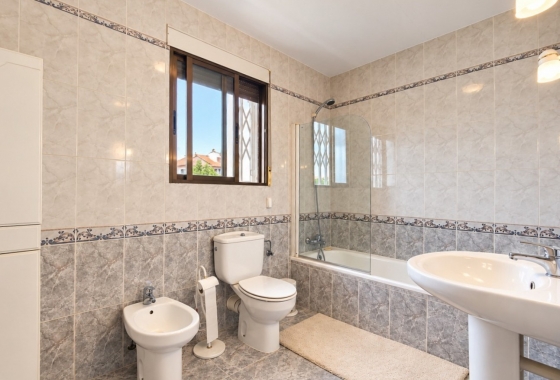 Herverkoop - Herenhuis - Torrevieja - Costa Blanca