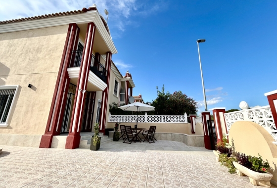 Herverkoop - Herenhuis - Orihuela Costa - Costa Blanca