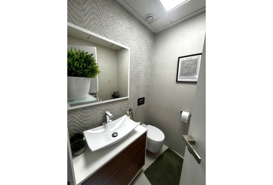 Herverkoop - Appartement / flat - Torrevieja - Torreta Florida