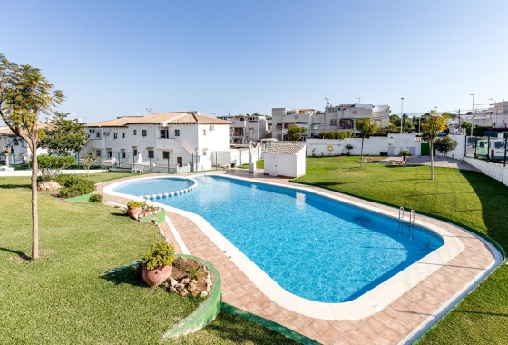 Herverkoop - Bungalow - Torrevieja - Los Balcones