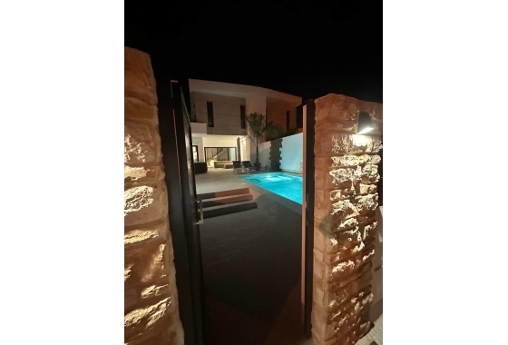 Herverkoop - Villa - Dolores - Costa Blanca