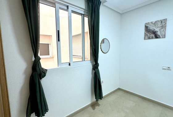 Herverkoop - Appartement / flat - Torrevieja - Costa Blanca