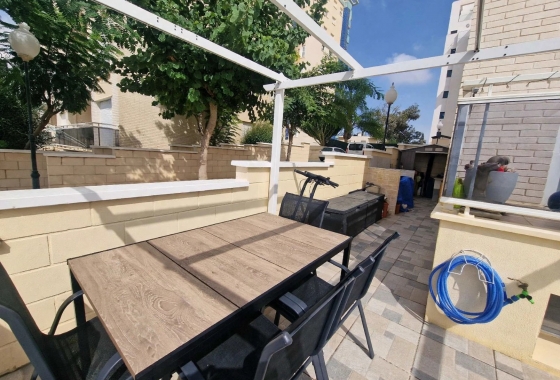 Resale - Apartment / flat - Guardamar del Segura - SUP-7 & Port Area