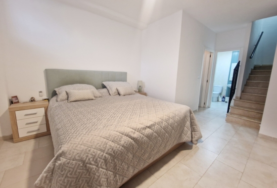 Resale - Apartment / flat - Guardamar del Segura - SUP-7 & Port Area