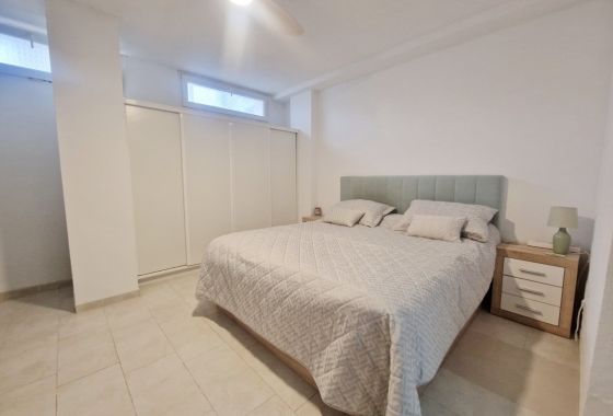 Resale - Apartment / flat - Guardamar del Segura - SUP-7 & Port Area