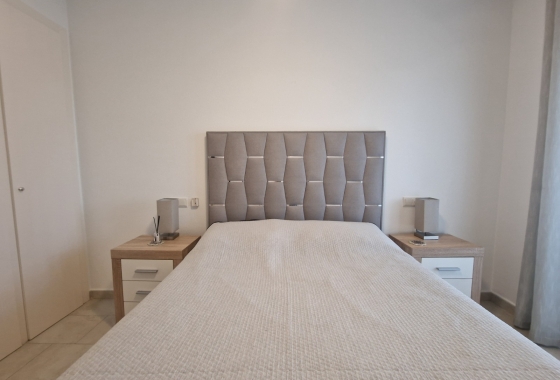 Resale - Apartment / flat - Guardamar del Segura - SUP-7 & Port Area