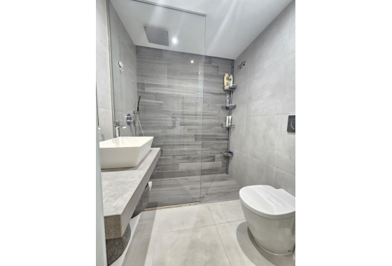 Herverkoop - Appartement / flat - Guardamar del Segura - El Raso