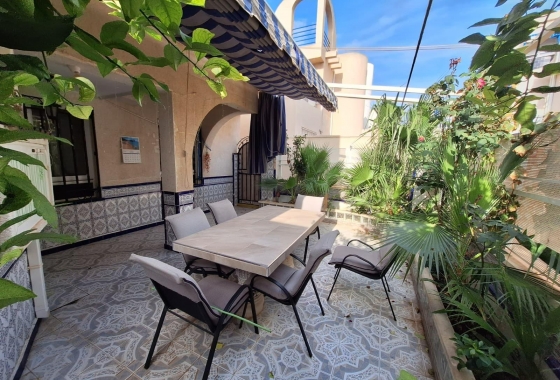 Herverkoop - Herenhuis - Torrevieja - Carrefour