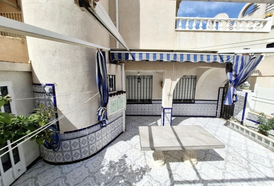 Herverkoop - Herenhuis - Torrevieja - Carrefour