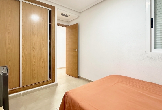 Herverkoop - Appartement / flat - Torrevieja - Costa Blanca