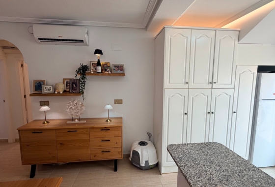 Перепродажа - Таунхаус - Los Montesinos - Urbanizacion montesol