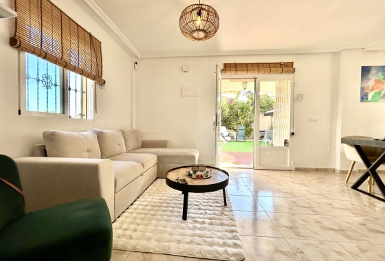Перепродажа - Вилла - Orihuela Costa - Costa Blanca