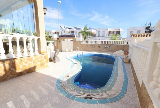 Перепродажа - Вилла - Orihuela Costa - Costa Blanca