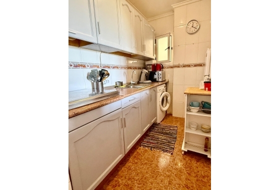 Resale - Apartment / flat - Torrevieja - PARQUE DE LAS NACIONES