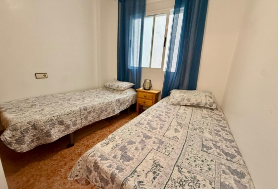 Resale - Apartment / flat - Torrevieja - PARQUE DE LAS NACIONES