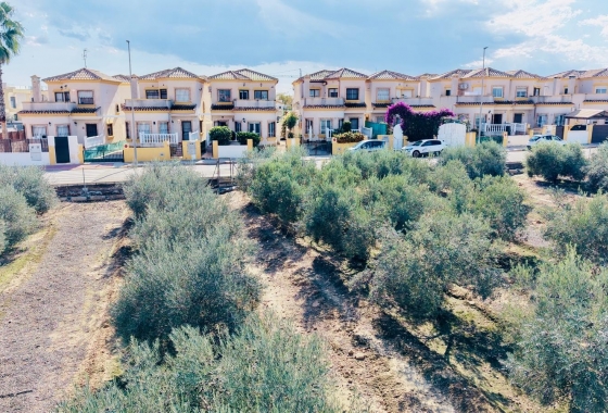 Перепродажа - Вилла - Los Montesinos - La Herrada
