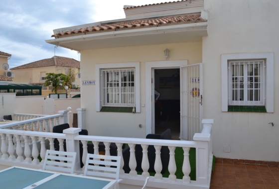 Перепродажа - Таунхаус - Orihuela Costa - La Zenia