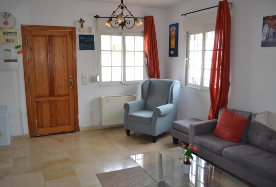 Перепродажа - Таунхаус - Orihuela Costa - La Zenia