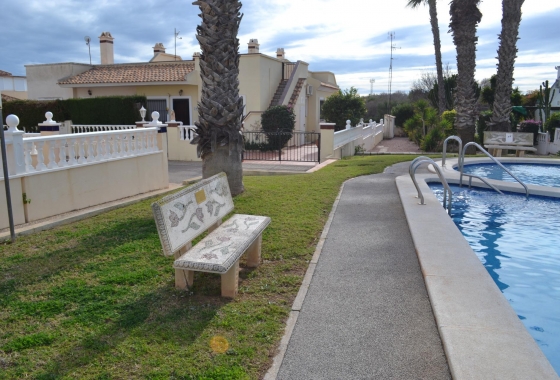 Перепродажа - Таунхаус - Orihuela Costa - La Zenia