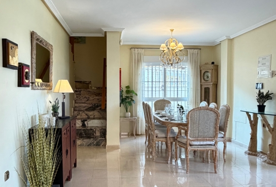 Перепродажа - Вилла - Orihuela Costa - Costa Blanca
