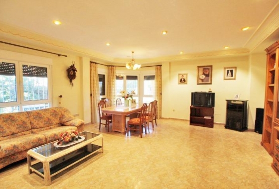 Перепродажа - Вилла - Elche - Altabix