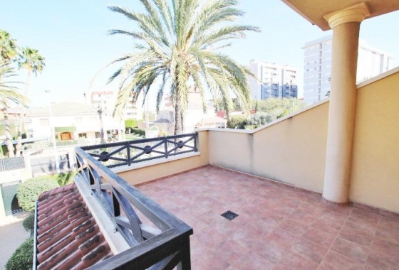 Перепродажа - Вилла - Elche - Altabix