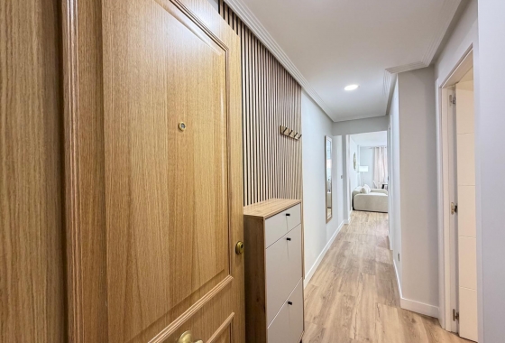 Wiederverkauf - Wohnung - Torrevieja - Centro