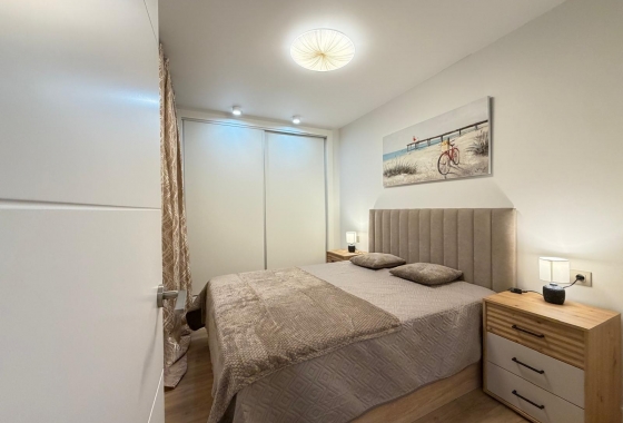 Wiederverkauf - Wohnung - Torrevieja - Centro
