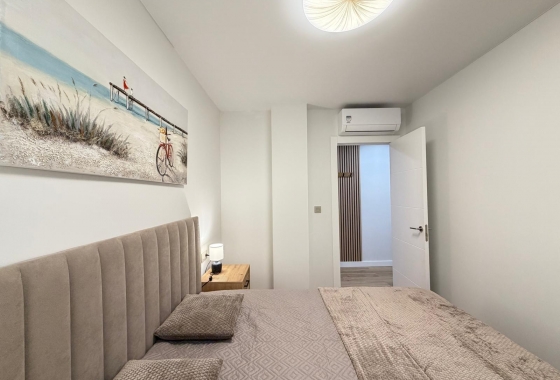 Wiederverkauf - Wohnung - Torrevieja - Centro