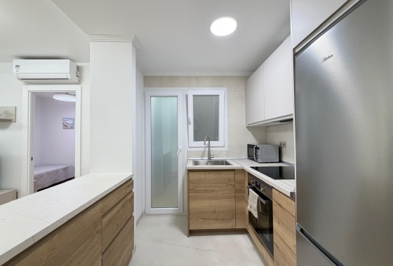 Wiederverkauf - Wohnung - Torrevieja - Centro