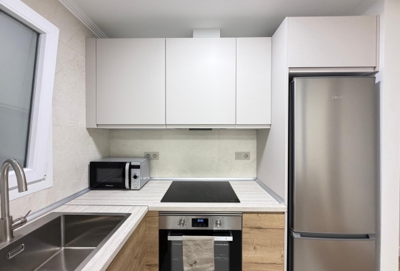 Wiederverkauf - Wohnung - Torrevieja - Centro