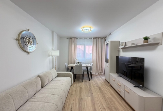 Wiederverkauf - Wohnung - Torrevieja - Centro
