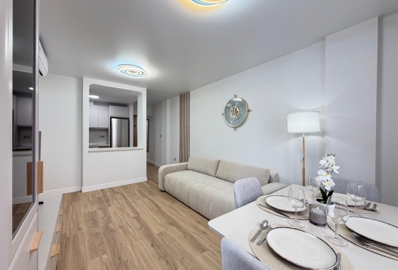 Wiederverkauf - Wohnung - Torrevieja - Centro