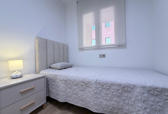 Wiederverkauf - Wohnung - Torrevieja - Centro