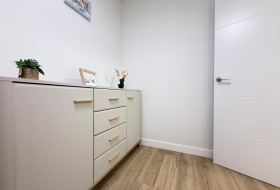 Wiederverkauf - Wohnung - Torrevieja - Centro