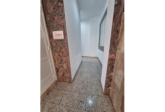 Перепродажа - Квартира - Torrevieja - Estacion De Autobuses