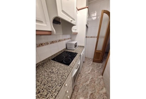 Перепродажа - Квартира - Torrevieja - Estacion De Autobuses