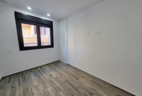 Перепродажа - Квартира - Torrevieja - Playa del Cura