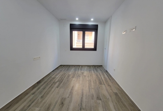 Перепродажа - Квартира - Torrevieja - Playa del Cura