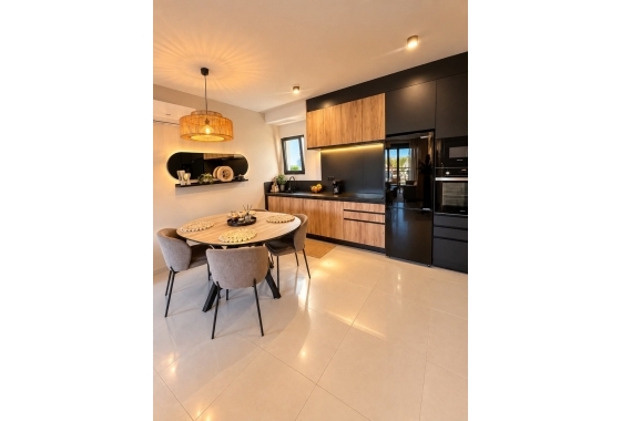 Resale - Apartment / flat - San Miguel de Salinas