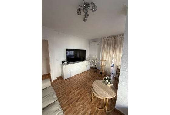 Herverkoop - Appartement / flat - Torrevieja - Estacion De Autobuses