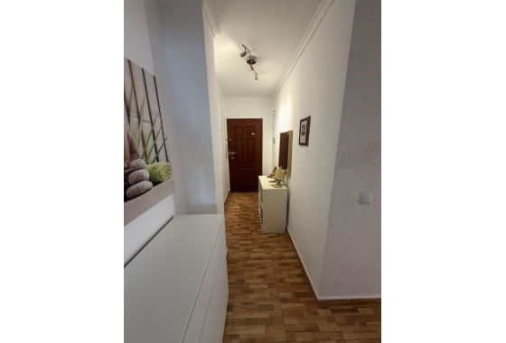 Herverkoop - Appartement / flat - Torrevieja - Estacion De Autobuses